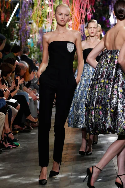 Look 51